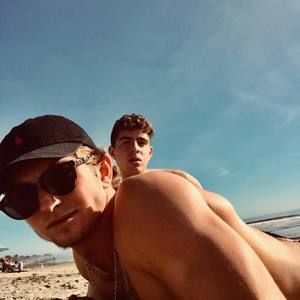 Meet your Posher, Wyatt